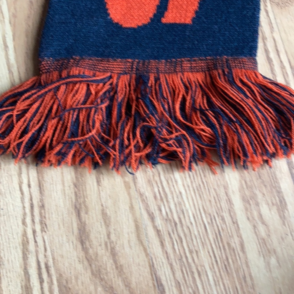 Chicago Bears Pillow and Scarf - Picture 9 of 10